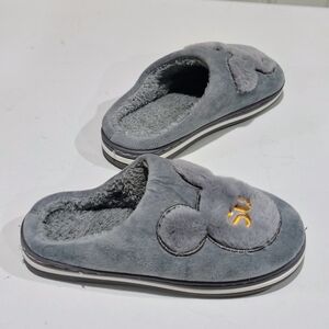 Gray Fuzzy Slippers with Embroidered Detail Size 7-8 Unisex